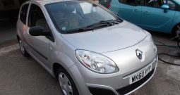 RENAULT TWINGO 1.2 EXPRESSION,  3DR, H/B, SILVER MET, LOW MILES, VERY CLEAN EXAMPLE