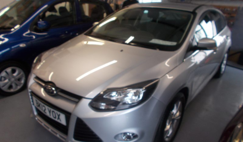 FORD FOCUS 1.6 ZETEC, 5DR, H/B, SILVER MET, 49000 MILES ONLY, VERY CLEAN EXAMPLE full