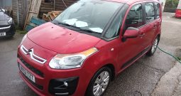 CITROEN C3 PICASSO 1.6 HDI VTR PLUS, 5DR, H/B, RED MET, 64000 MILES ONLY, £35 ROAD TAX, VERY CLEAN EXAMPLE – £5495.00