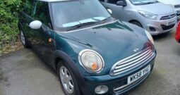 MINI COOPER 1.6 DIESEL 3DR, H/B, GREEN MET, 64000 MILES ONLY, VERY CLEAN EXAMPLE, £20 ROAD TAX