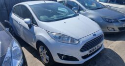 FORD FIESTA 1.0 ECOBOOST ZETEC, 5DR, H/B, WHITE, 70000 MILES ONLY, £20 ROAD TAX, VERY CLEAN EXAMPLE
